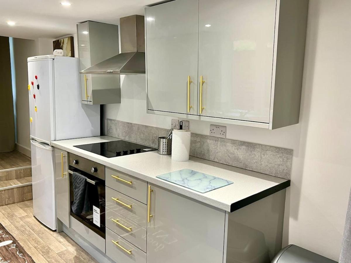 4 Bedroom Terrace House Wellingborough Ngoại thất bức ảnh